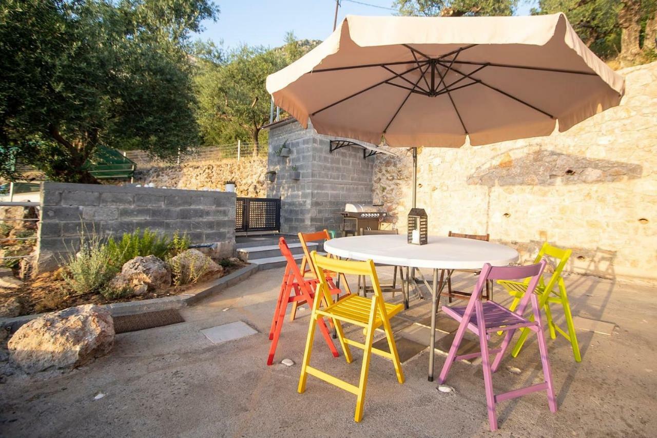 Messinian Sunset Villa กาลามาตา ภายนอก รูปภาพ
